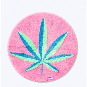 Victoria’s Secret PINK Coco Chill Bathmat